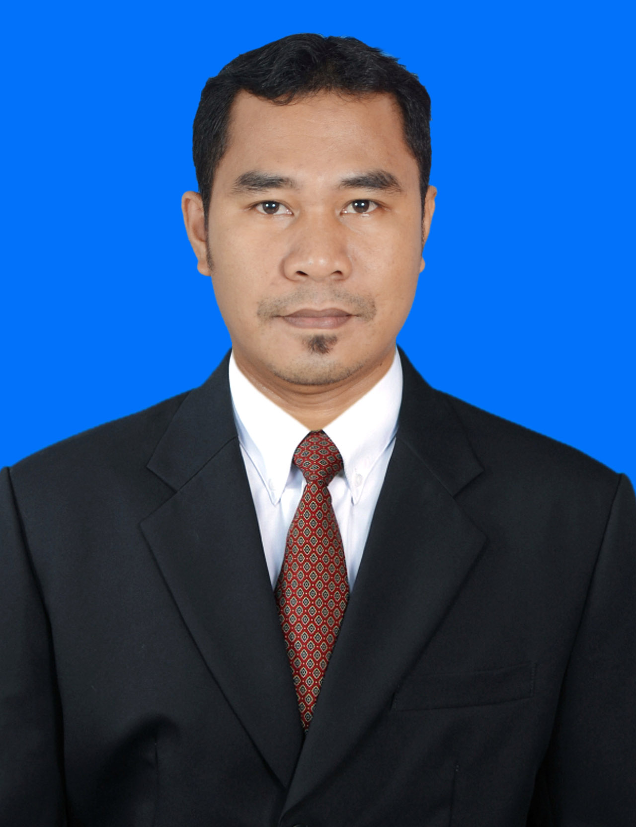 Dr. Haeruddin Tobigo, S.E., M.M.